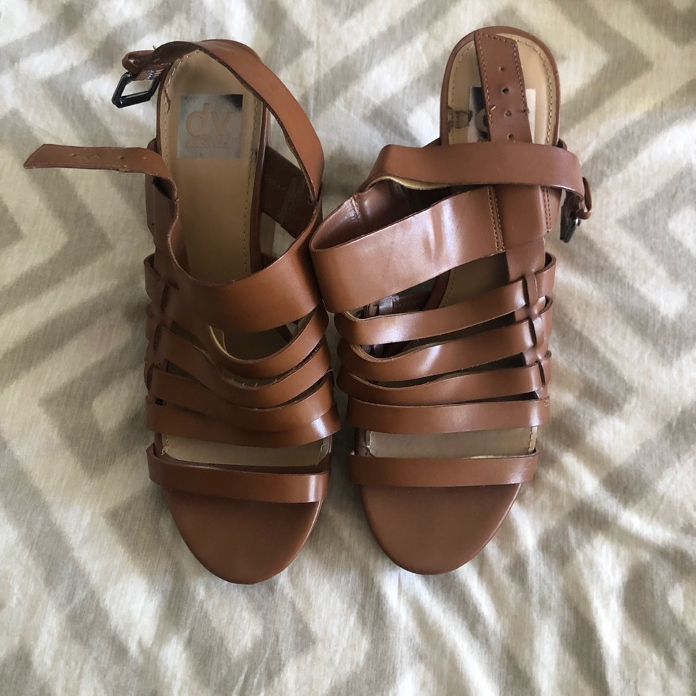 DV Leather Platforms